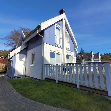 Strandhaus Bernstein In Breege
